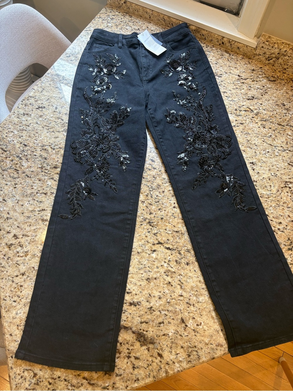 NWT Noli- Stassi Floral Sequin Women’s Jeans in Black- Size 30